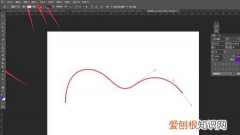 ps怎么设置两个颜色的弧形，ps该咋才能用钢笔工具画出弧线