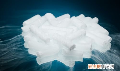 干冰保存方法，买回来的干冰不放冰箱可以保存多久