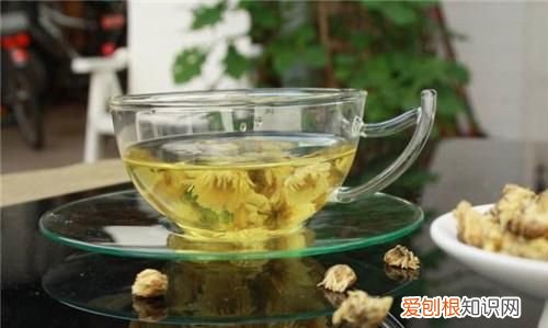 菊花茶过期了还能喝吗，野菊花放三年还可以用