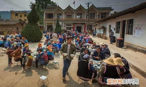 平安锁的寓意是什么，吃百家饭的寓意是什么