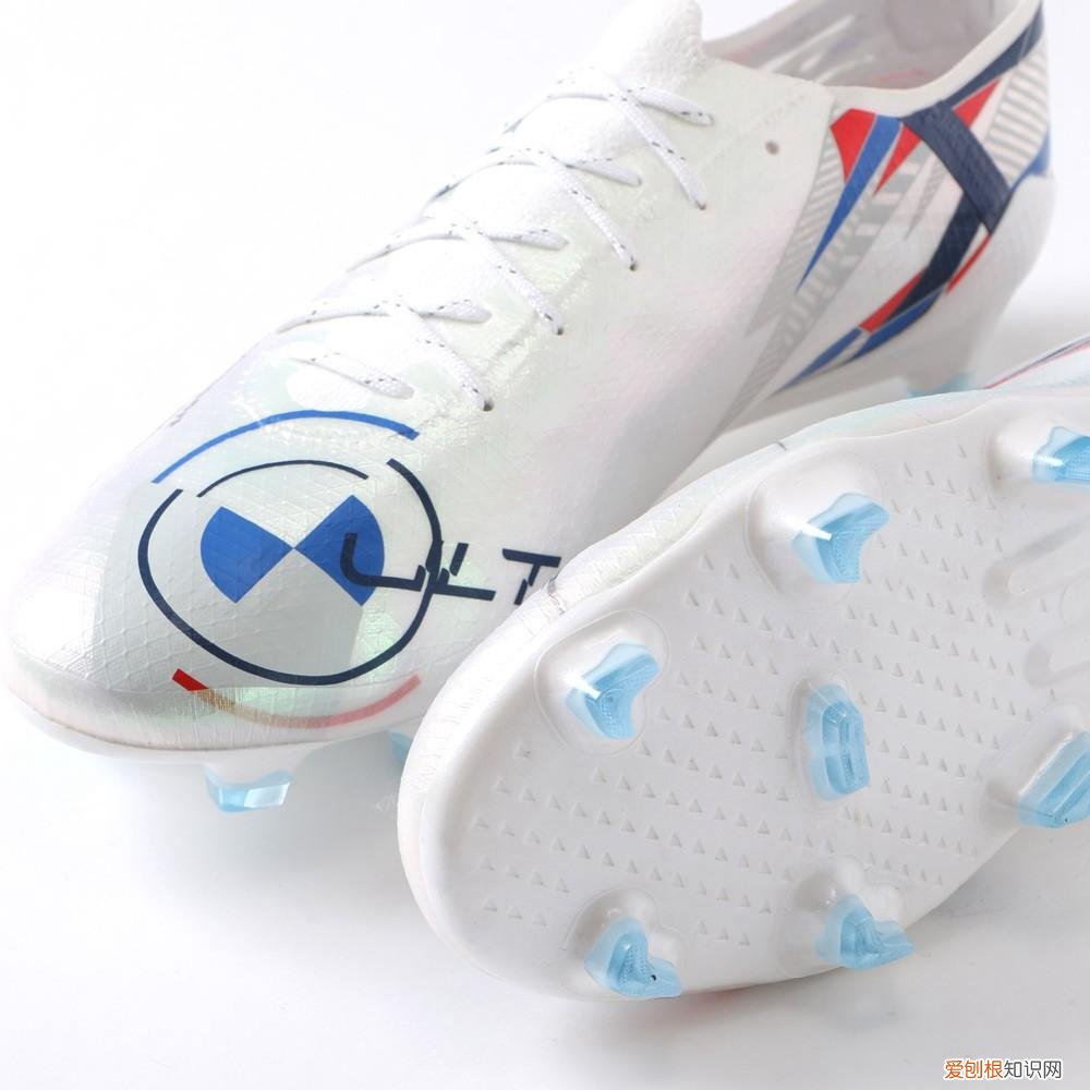 nike足球鞋定制