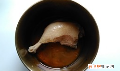 冰糖酱鸭怎么做好，酱鸭的做法和配方