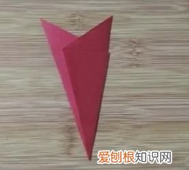 连体爱心怎么剪最简单的，剪纸心连心的教程爱心怎么剪