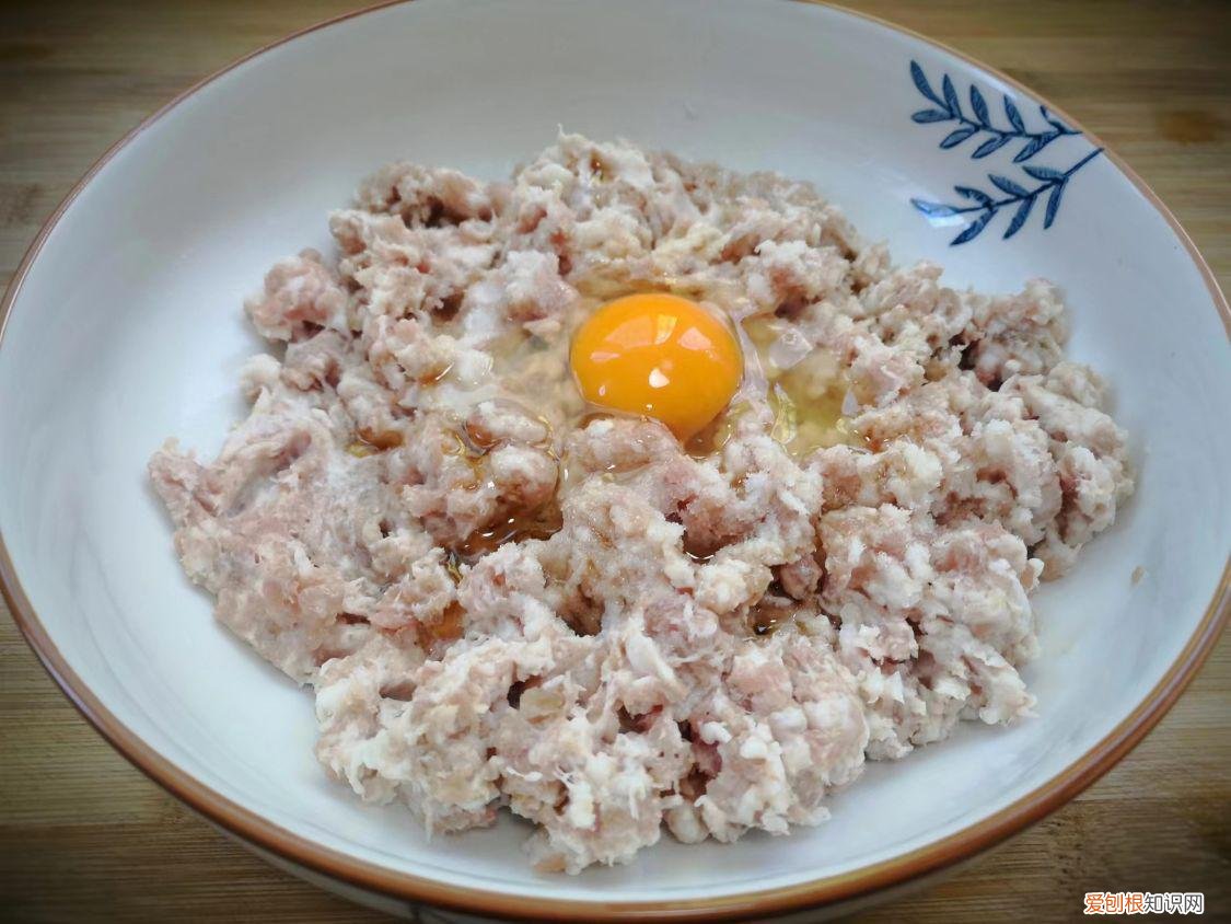 茴香馅饺子怎么调馅好吃