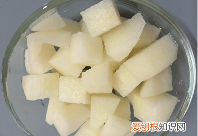 莲子配什么煲汤，莲子可以和什么东西一起煮好吃