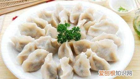 南方和北方的饺子有哪些差异呢，南方包饺子和北方饺子有什么不同