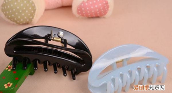 夹子弹簧脱了怎么装，夹子弹簧掉了怎么安装上去