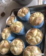 纸杯蛋糕为什么会回缩塌陷，烤的纸杯蛋糕回缩为什么要塌陷