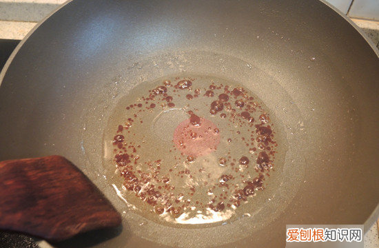 红烧排骨简单做法，红烧排骨的做法小孩很爱吃