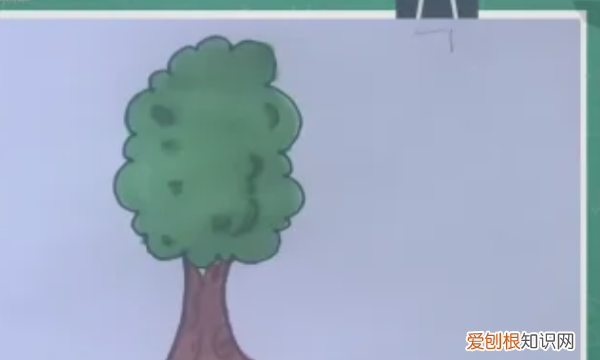 大树怎么画素描简单，怎么画一颗大树的铅笔画