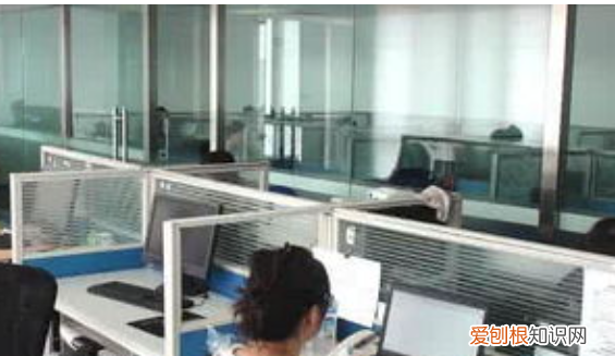 一般厂里的文员需要做什么,工厂办公室文员主要做些什么?