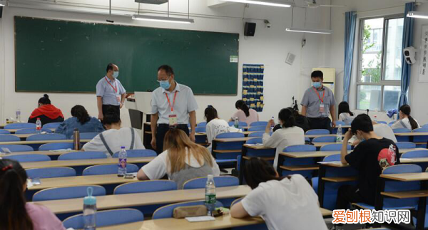 专升本分数怎么算的,四川专升本成绩怎么算总分