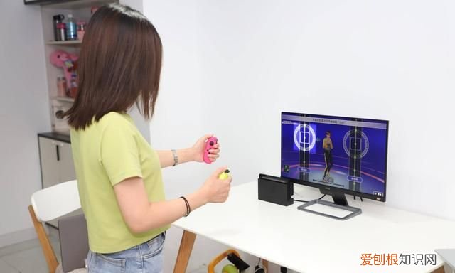 switch适合外接多大显示器