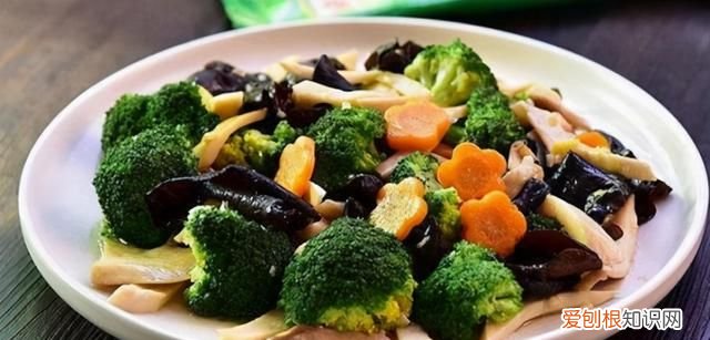 大厨推荐的5道美食简单又不腻,4款大厨推荐的简单实用地方菜