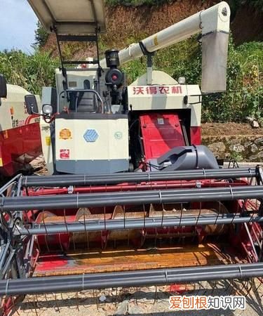 沃得收割机风量怎么调风大，沃得收割机割油菜时怎么调整鱼鳞筛