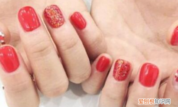 红色有哪几种，指甲油有哪几种类型