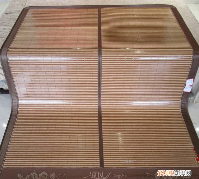 凉席是什么原因让它这么凉快,避暑凉席