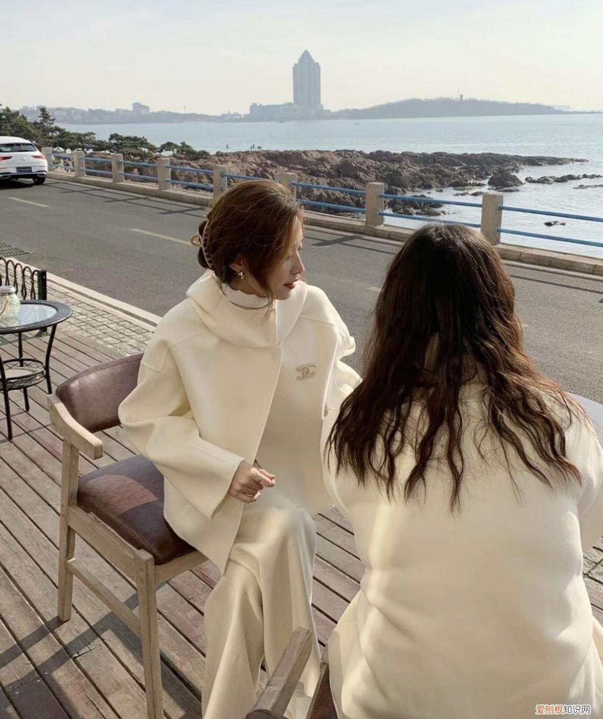 针织裤搭配什么上衣好看