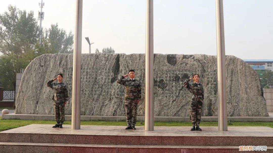 歌唱祖国手势舞