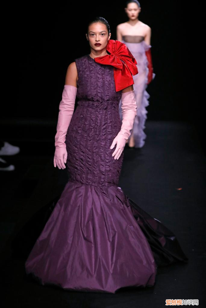 华伦天奴女鞋为什么叫攻速鞋