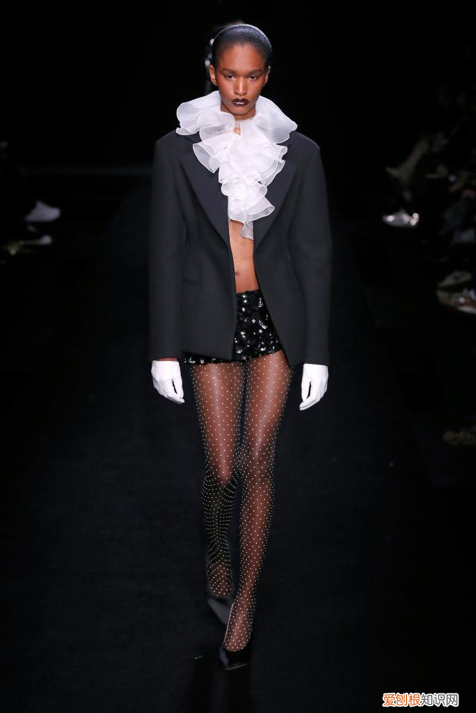 华伦天奴女鞋为什么叫攻速鞋