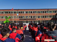 明礼仪伴我行手抄报