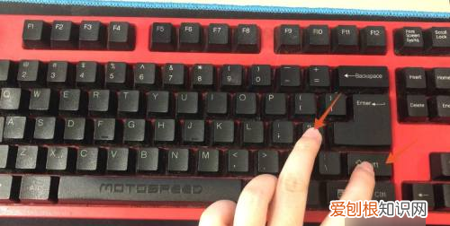 电脑双引号可以如何打出，电脑键盘上双引号怎么打出来