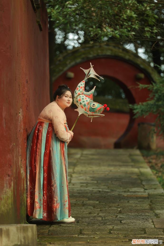女士唐装