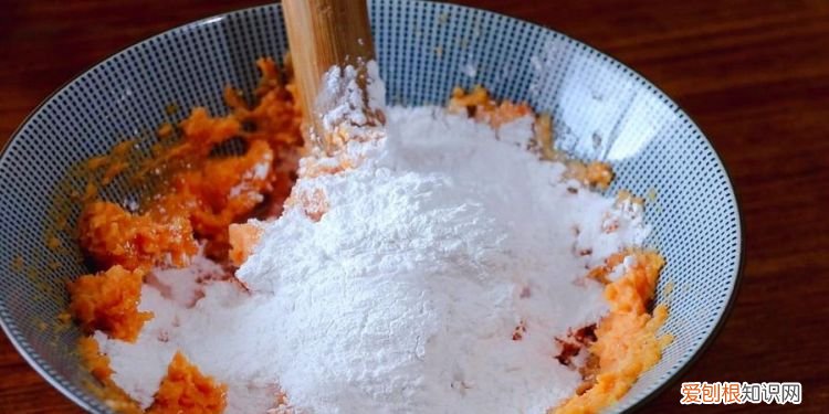 红薯面为什么用开水和面,红薯面饸饹面怎么调和面才筋道