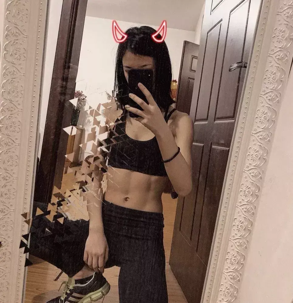 女生的腹肌有多好看马甲线