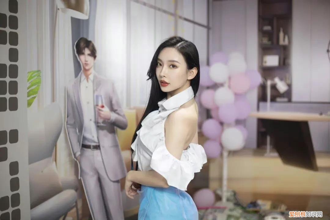 美人美色的句子