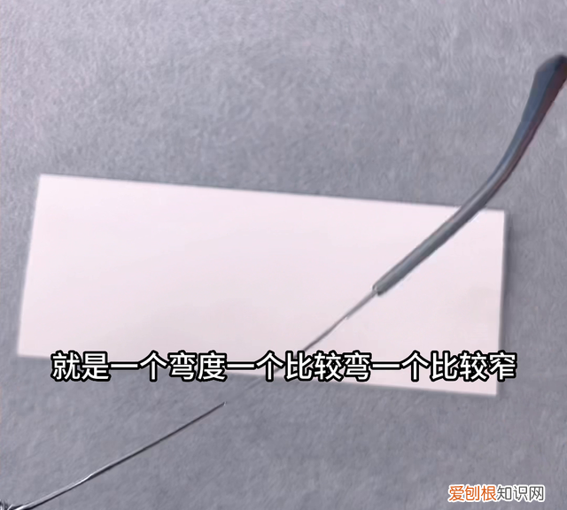 眼镜歪了怎么自己调整 眼镜的镜腿歪了怎么调