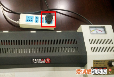 塑封机怎么用，如何使用塑封机