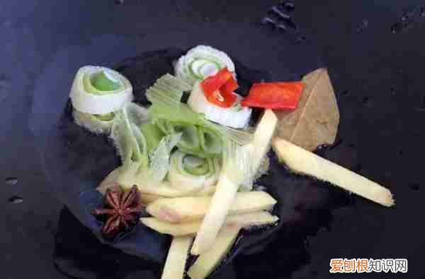 家常小鸡的做法，炖小鸡怎么炖好吃又简单易学窍门