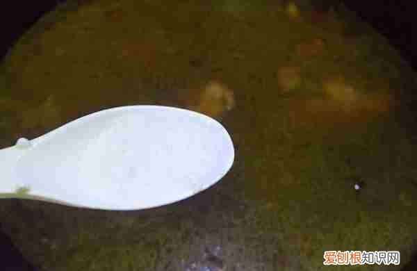 家常小鸡的做法，炖小鸡怎么炖好吃又简单易学窍门