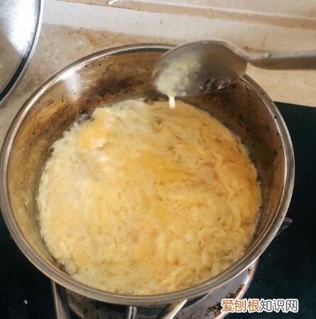 蛋酒怎么冲，冲出来的蛋酒没有蛋花怎么破