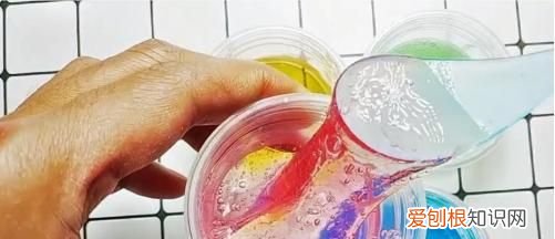 怎么做史莱姆，怎么做水晶泥史莱姆四种简单的史莱姆制作方法