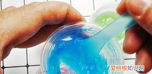 怎么做史莱姆，怎么做水晶泥史莱姆四种简单的史莱姆制作方法