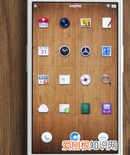 坚果pro2手机死机如何重启，坚果手机死机了关不了机咋办