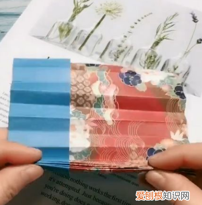 如何制作纸扇子，如何用纸折扇子可以扇风的