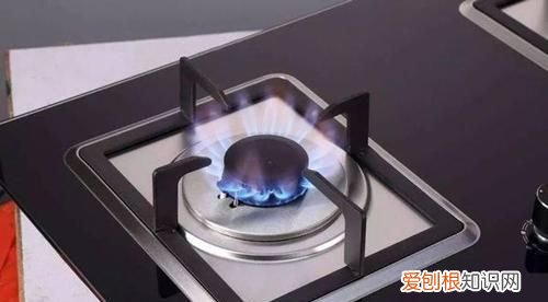 煤气灶松手火就灭了是什么原因