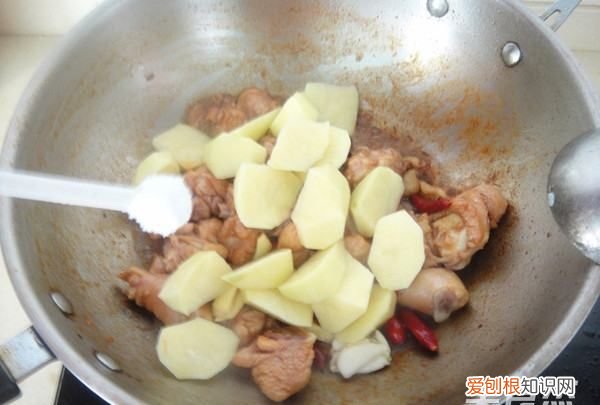 新疆炒面的做法，新疆炒面片怎么做好吃呢