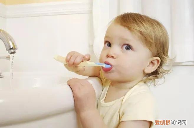 婴儿出牙顺序及时间