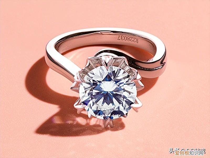 结婚纪念日送老婆什么礼物好