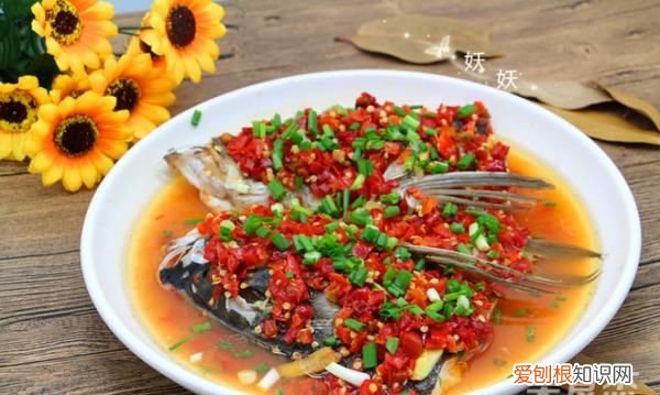 剁椒鱼头的做法家常，剁椒鱼头的制作方法步骤图示