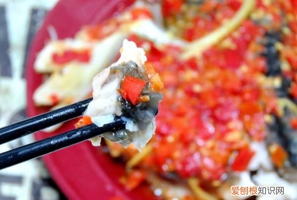 剁椒鱼头的做法家常，剁椒鱼头的制作方法步骤图示