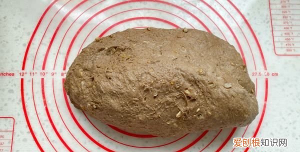 纯黑麦面包的做法，黑麦面包怎么做松软