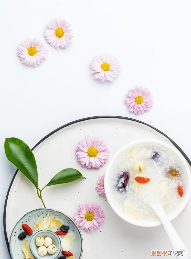 女人多吃这些东西美容养颜不显老