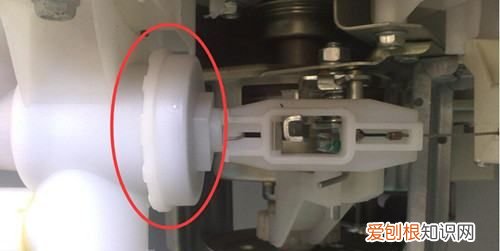 全自动洗衣机排水阀在哪里，全自动洗衣机的排水阀在哪个位置