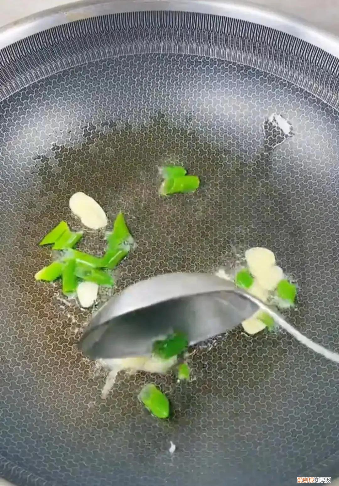 下如何做水煮肉片简单好吃